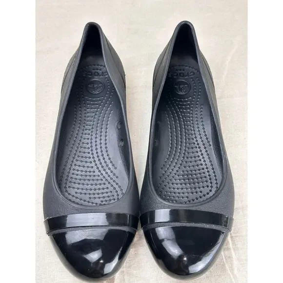 Crocs Women's Ballet Flats Black Size 8 Slip-On Round Toe Comfortable Shoes - Picture 2 of 8